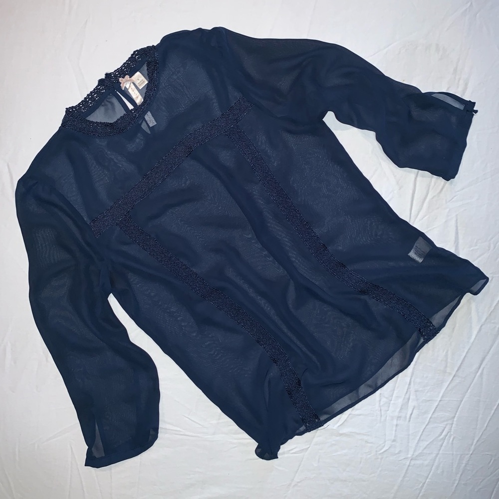 Size small Lauren Conrad blouse